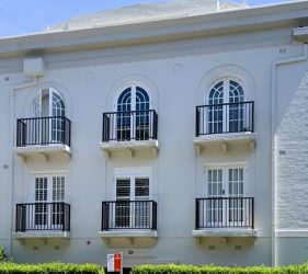 Platinum Painting crew completed the front facade painting of this Kirribilli strata waterfront building